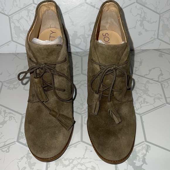 NEW Sole Society So Tallie Bootie in green size 6 - Picture 3 of 7